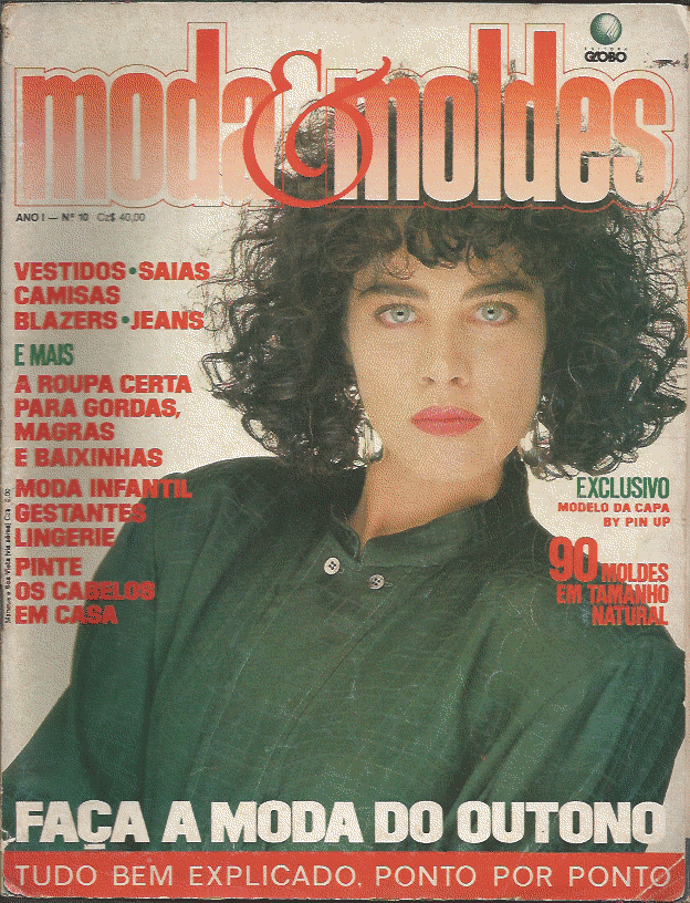 capa da revista; uma modelo usando camisa chumbo